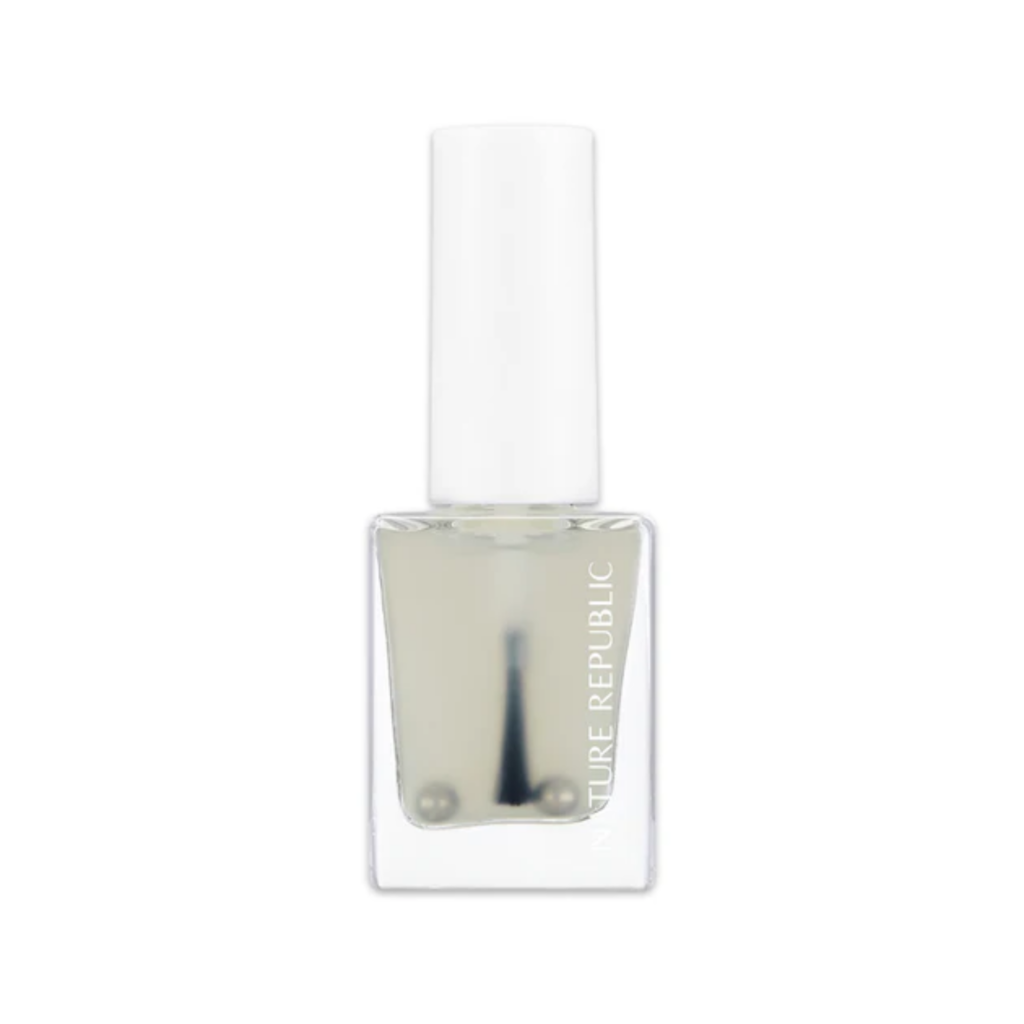 Nature Republic Color & Nature Nail Care Top Coat ist eine geeignete Wahl für nagellack für brüchige nägel, da er die Nägel schützt und ein natürliches Aussehen bewahrt.