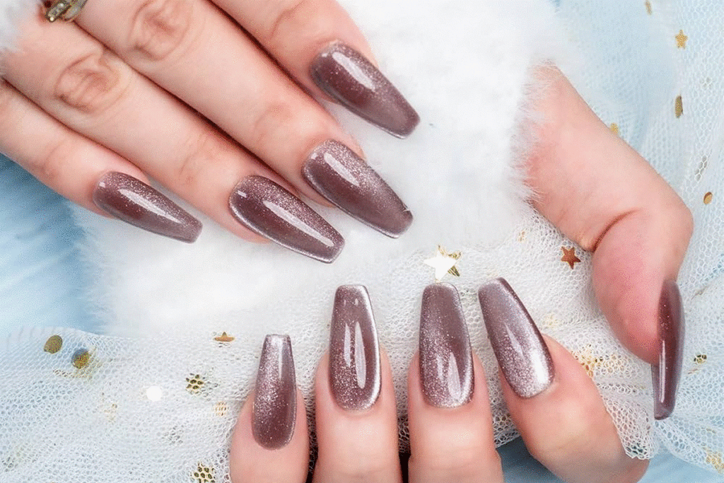 cat eye ballerina nägel spitz glänzend