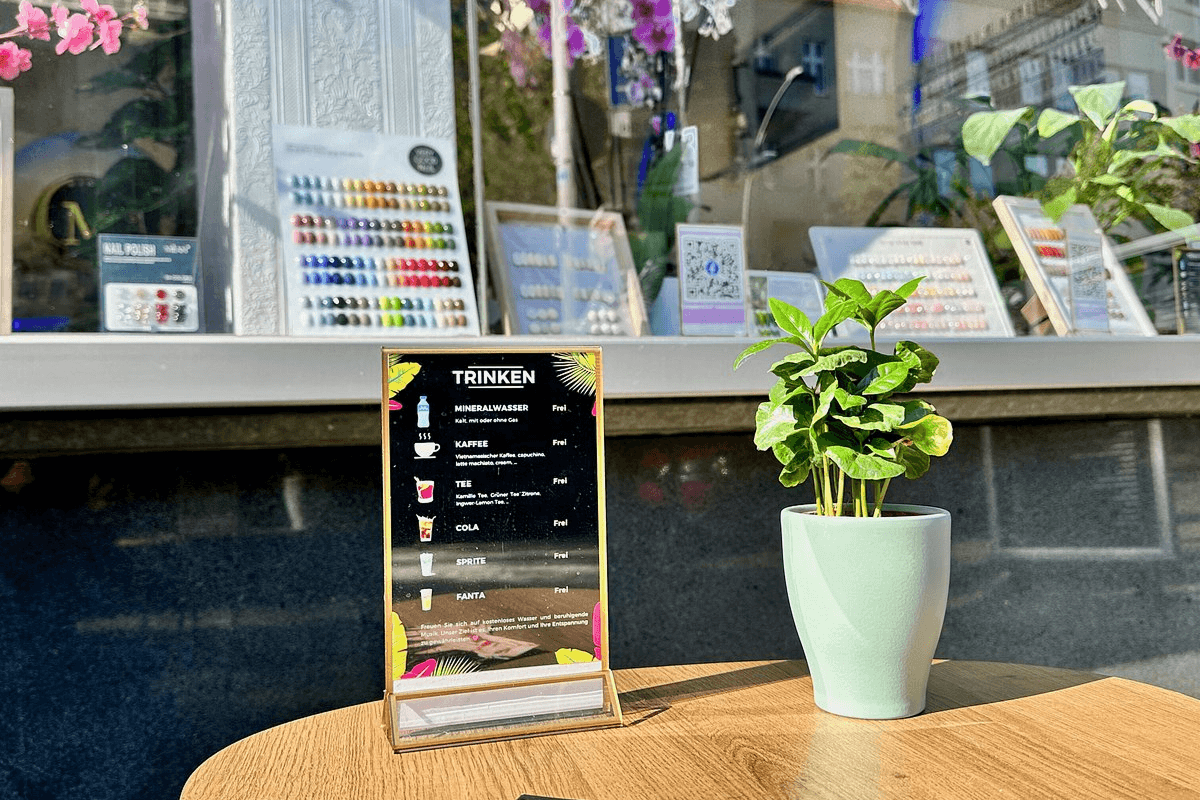 natürliche mandelform nägel ohne auffälliges design